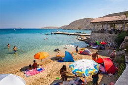 Apartmány Tomislav - restaurace na pláži, Vlašiči, ostrov Pag, Chorvatsko