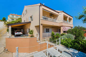 Apartmány Vivien, Sevid, Trogirská riviéra, Chorvatsko