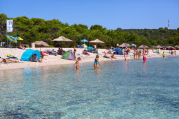 Písečná pláž Sakarun, Soline, Dugi Otok, Chorvatsko