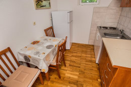 A2 - apartmány Igor, Promajna, Makarská riviéra, Chorvatsko