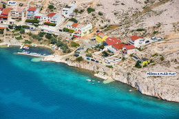 Dražica - letecký pohled, ostrov Pag, Chorvatsko