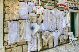 Pažská krajka, město Pag, ostrov Pag, Chorvatsko