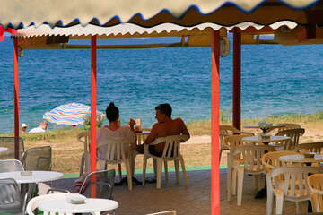 Povljana - bar na pláži u kaple Sv. Nikoly, ostrov Pag, Chorvatsko