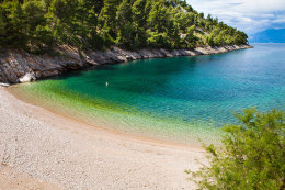 Ostrov Hvar - severní zátoka s apartmány Žana, Chorvatsko