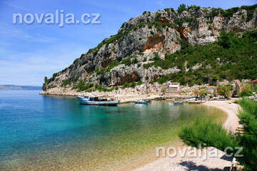 Vela Stiniva - pláž, ostrov Hvar, Chorvatsko 