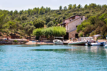 Ostrov Ščedro, Chorvatsko