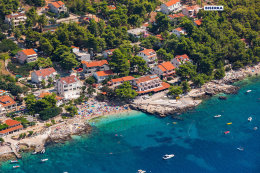 Ivan Dolac - letecký pohled, apartmány, ostrov Hvar, Chorvatsko