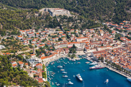 Hvar - letecký pohled, ostrov Hvar, Chorvatsko