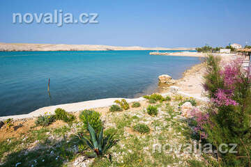 Dinjiška - pláže, ostrov Pag, Chorvatsko