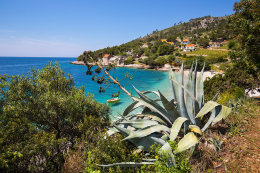 Vela Farska, ostrov Brač, Chorvatsko