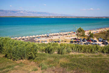 Sabunike - písečná Královnina pláž, Zadarská riviéra, Chorvatsko