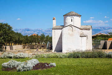 Nin - kostel sv. Kříže, Zadarská riviéra, Chorvatsko