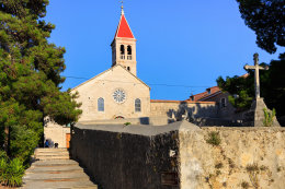 Bol, ostrov Brač, Chorvatsko