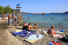 Vodice - Blata, Plava plaža, Šibenická riviéra, Chorvatsko