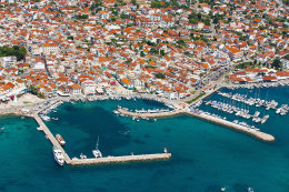 Vodice - centrum, Šibenická riviéra, Chorvatsko