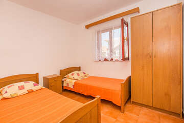 A1 - apartmány Ovrlja, Kanica, Šibenická riviéra, Chorvatsko