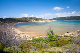 Lopar - FKK písečná pláž Sahara, ostrov Rab, Chorvatsko