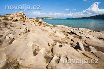 Lopar - FKK písečná pláž Ciganka, ostrov Rab, Chorvatsko