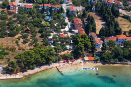 Sv. Filip i Jakov - písečná pláž, Chorvatsko