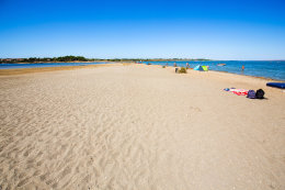 Nin - písečná pláž Ninska laguna, Zadarská riviéra, Chorvatsko