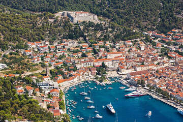 Hvar - letecký pohled, ostrov Hvar, Chorvatsko