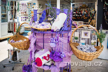 Sučuraj - levandule, ostrov Hvar, Chorvatsko