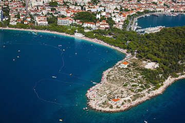 Letovisko Makarska - poloostrov Sveti Petar a pláž Donja Luka, Makarská riviéra, Chorvatsko