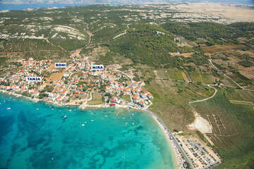 Apartmány Mira - letecký pohled, Stará Novalja, ostrov Pag, Chorvatsko