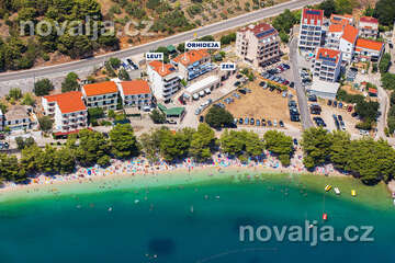 Drvenik - Gornja Vala, letecký pohled, Makarská riviéra, Chorvatsko