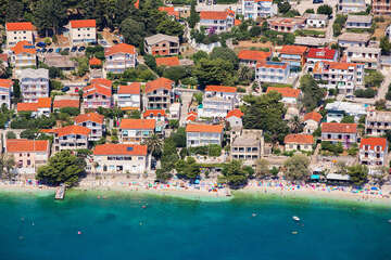 Gradac - letecký pohled, Makarská riviéra, Chorvatsko