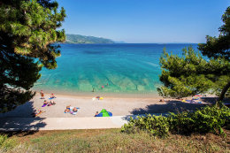 Orebič - písečná pláž Trstenica, Pelješac, Chorvatsko