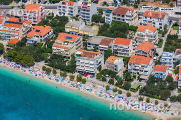 Tučepi - letecký pohled, Makarská riviéra, Chorvatsko