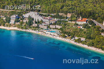 Živogošće - Porat - oblázkové pláže a klášter, Makarská riviéra, Chorvatsko