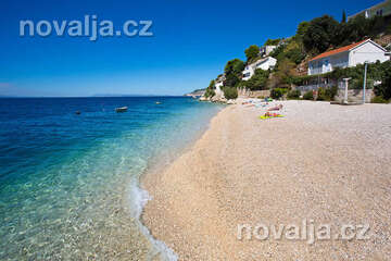 Živogošće - Mala Duba - oblázkové pláže, Makarská riviéra, Chorvatsko