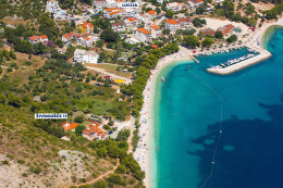 Živogošče Blato - letecký pohled, Makarská riviéra, Chorvatsko