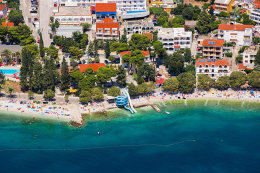 Gradac - letecký pohled, Makarská riviéra, Chorvatsko