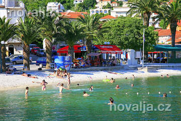 Gradac - pláže, Makarská riviéra, Chorvatsko