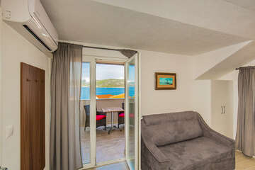 apartmány Smokva: apartmán A3 pro 4-6 osob, 2.poschodí