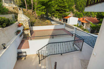 Apartmány Vese - společná terasa s grilem, Brela, Makarská riviéra, Chorvatsko