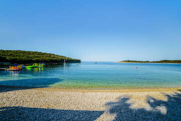 Mobilhomy Centinera - oblázková pláž, Pula-Banjole, poloostrov Istrie, Chorvatsko