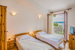 A1 - apartmány Marinno, Mimice, Omišská riviéra, Chorvatsko