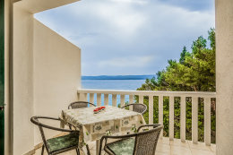 A2 - apartmány Marinno, Mimice, Omišská riviéra, Chorvatsko