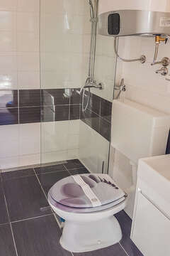 A2 - apartmány Jasminka, Rukavac, ostrov Vis, Chorvatsko