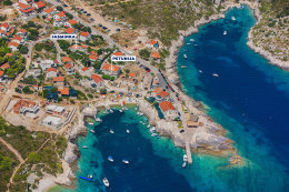 Apartmány Petunija - letecký pohled, Rukavac, ostrov Vis, Chorvatsko