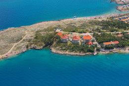 Šilo - letecký pohled, ostrov Krk, Chorvatsko	