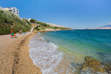 Hotel Plaža - oblázková pláž, město Pag, ostrov Pag, Chorvatsko