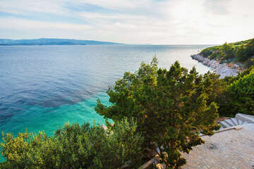 A2 - apartmány Dorela, okolí zátoky Vela Planica, ostrov Brač, Chorvatsko