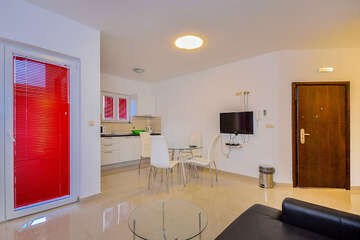 apartmány Larisa, Vodice, Šibenická riviéra, Chorvatsko