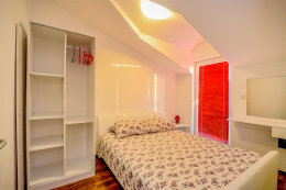 apartmány Larisa, Vodice, Šibenická riviéra, Chorvatsko