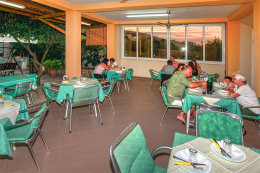 Penzion Moře - restaurace penzionu, město Pag, ostrov Pag, Chorvatsko